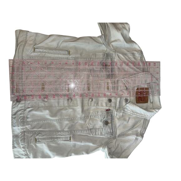 Levi’s Womens Light Wash Denim Trucker Jacket M Classic Jean Coat Casual Cowgirl - Picture 7 of 10